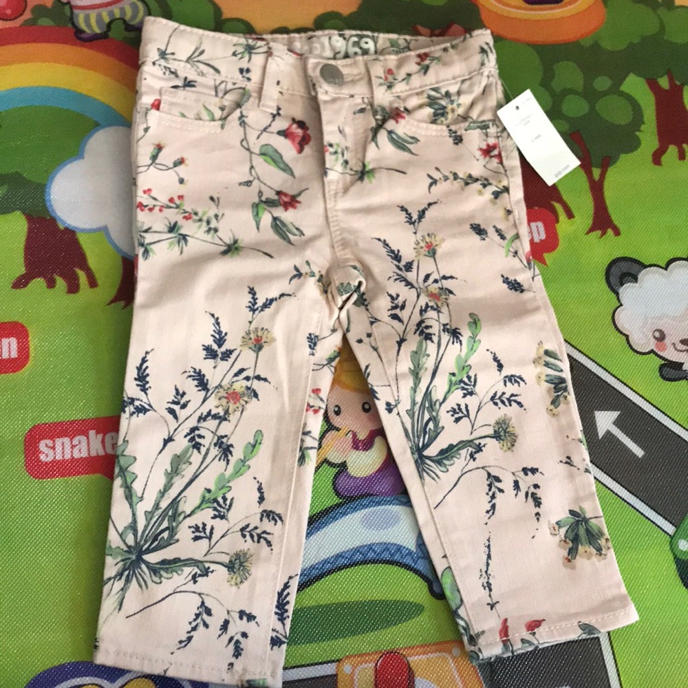 Brand new mini skinny jeans by Gap